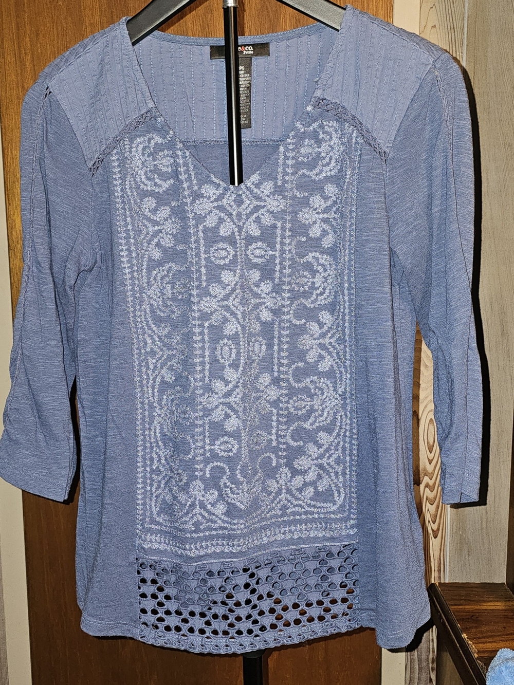 Style & Co. Blue Embroidered V-Neck Long Sleeve Petite Top